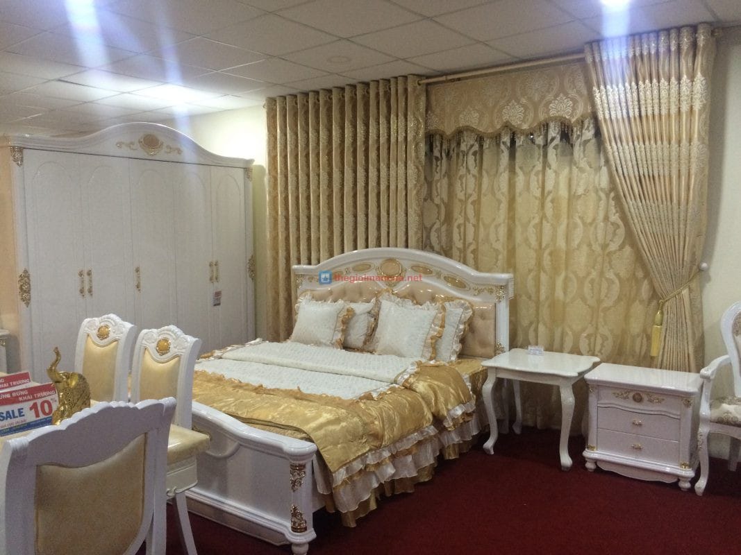 Màn vải hoa văn cổ điển sang trọng