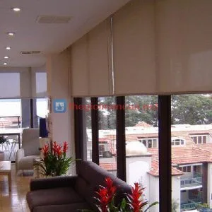 Rèm cuốn gia đình hiện đại chống nắng GD03