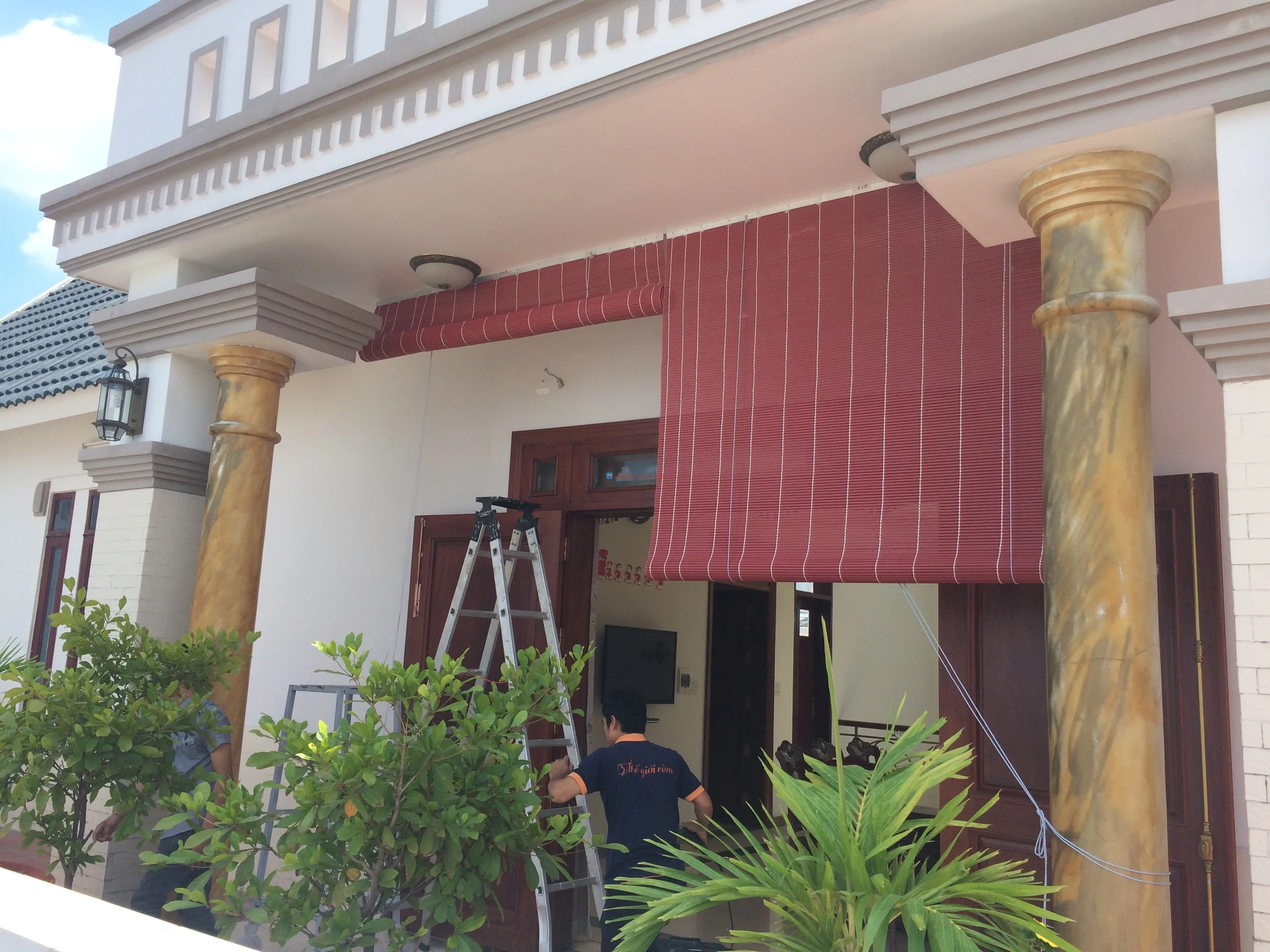 Màn sáo nhựa ngoài trời giá rẻ