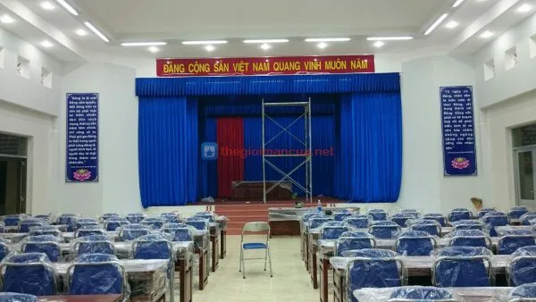 Phông nhung hội trường